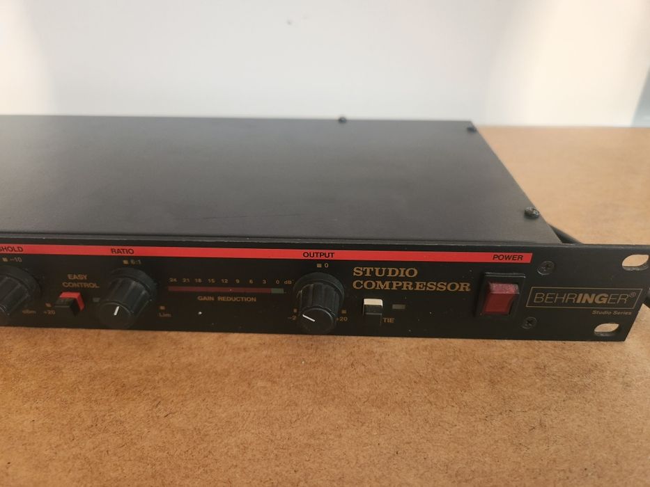 Mixer Ultralink pro MX882 , Easy Controller