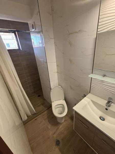 Дава се под наем Едностаен апартамент в Бургас, Лазур - 35 кв.м за 357 € - Снимка #4