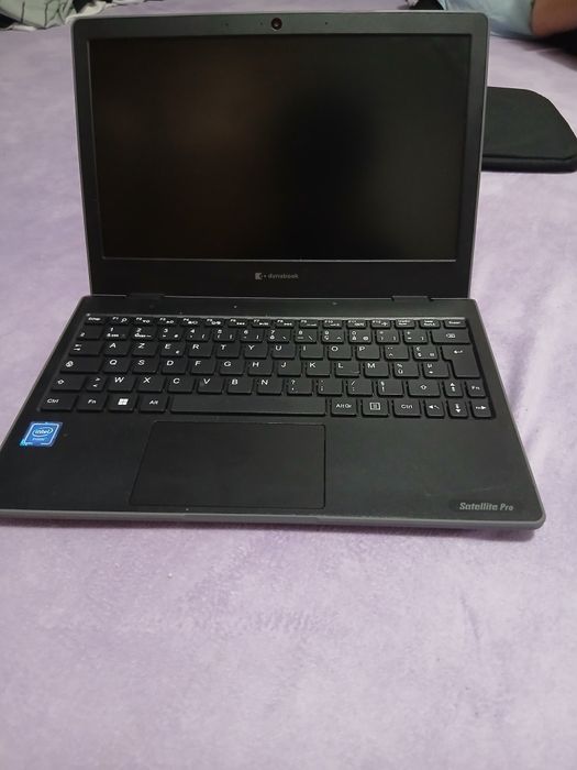Laptop bun si pentru gaming