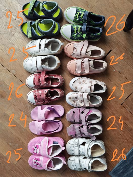 Лот детски кецове и сандали