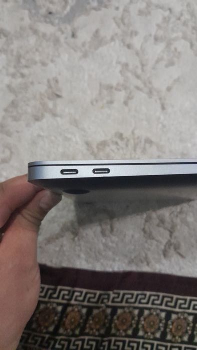 Macbook Air M1  13.3