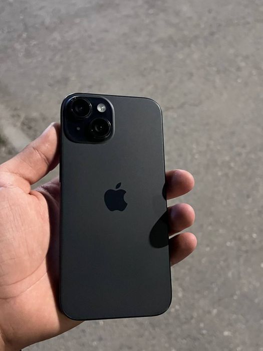 Продам iPhone 15