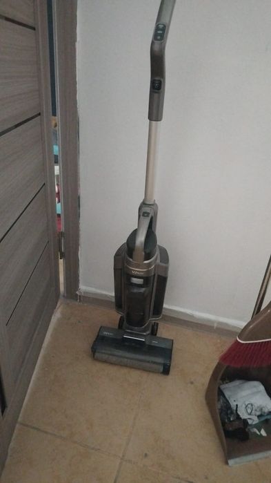 Продам пылесос Izzy