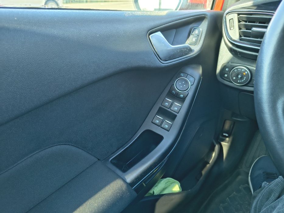 Ford fiesta MHEV 48V  1.0 125 HP manuală 2021 71k km