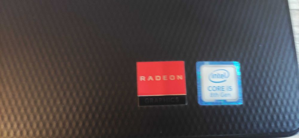 Ноутбук Dell Inspiron