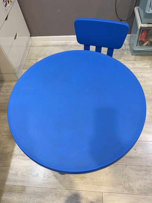 Детский столик и стульчик