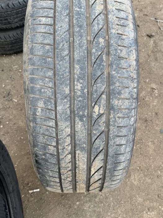 Продам автошину на Lexus 570