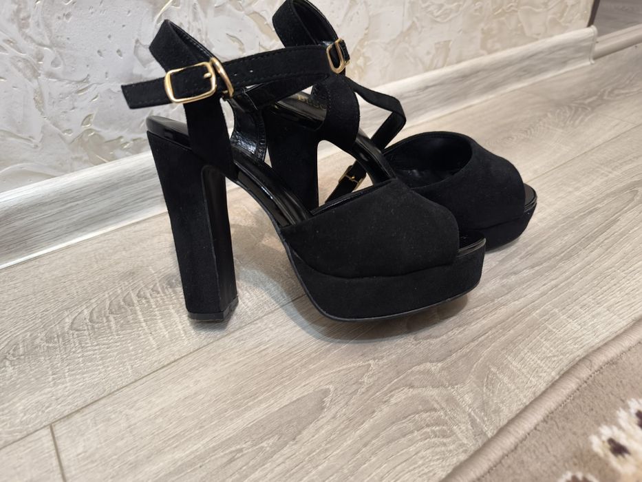 Туфли- Босоножки