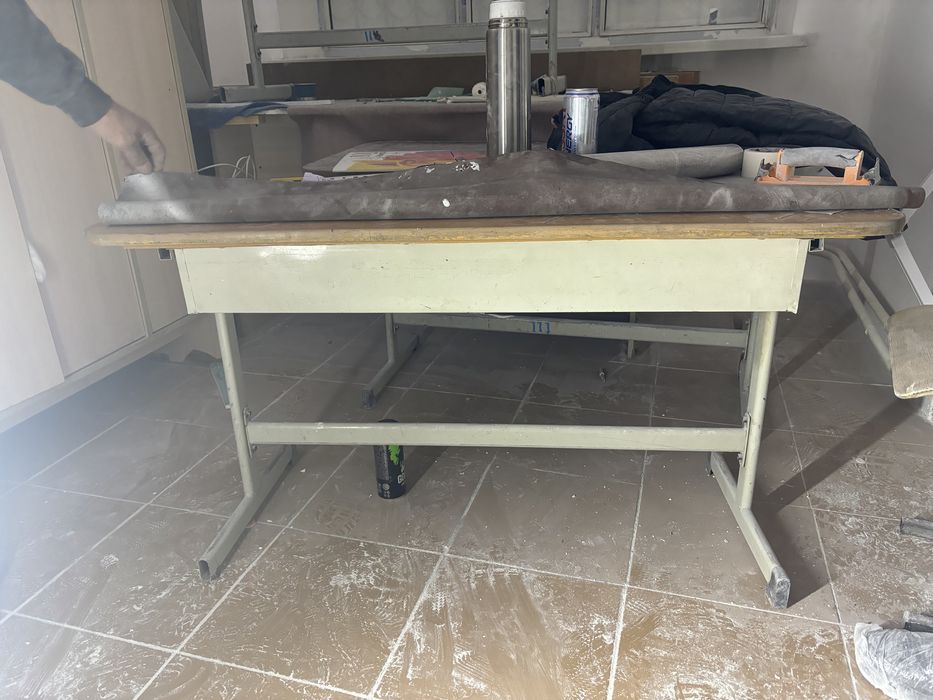 Продам парты школьные