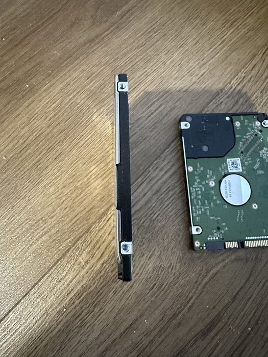 Жесткий диск ноутбук HDD 1 TB