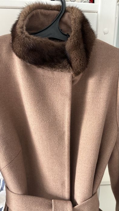 Пальто с норковым воротником