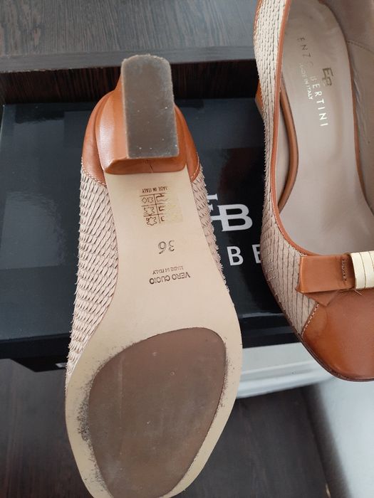 Vind pantofi piele naturala