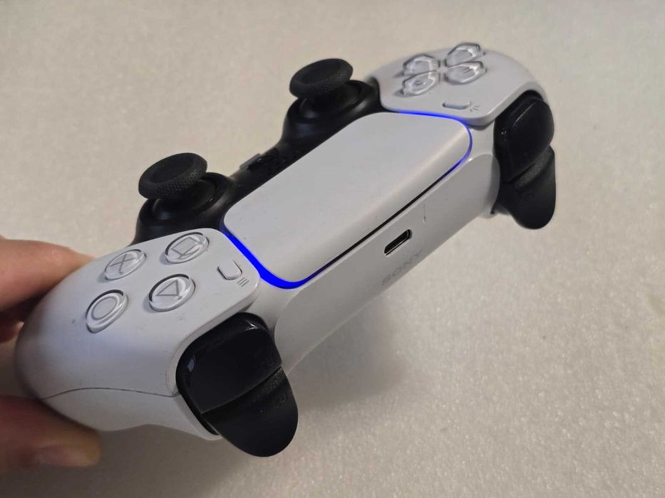 Controller Wireless Sony DualSense PS5 – Stare Perfectă (Fără Drift)