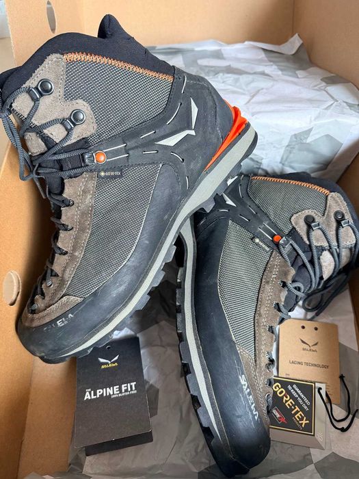 Bocanci trekking barbati Salewa Crow GTX nr. 44.5