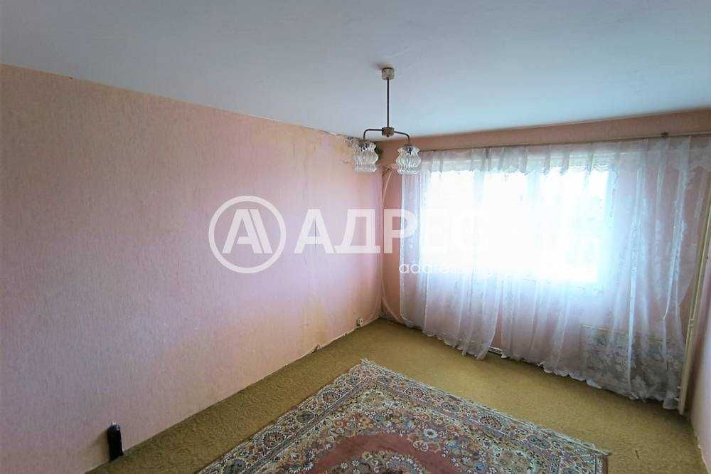 Продава се Двустаен апартамент в Разград, Орел - 66 кв.м за 889 €/кв.м - Снимка #4
