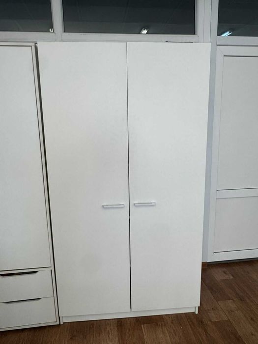 Продам шкаф хорошего качества