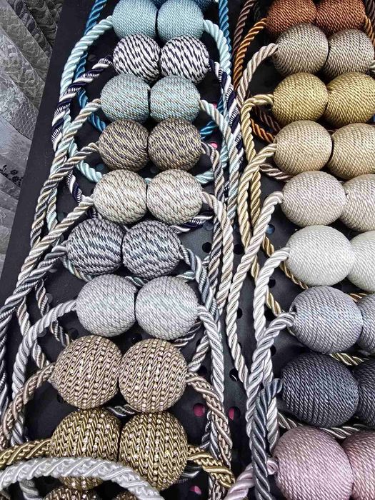 Аксесоари ( магнити ) за завеси