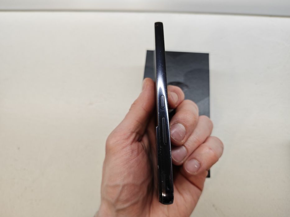 Samsung S22 5G 256GB 8GB RAM - Phantom Black