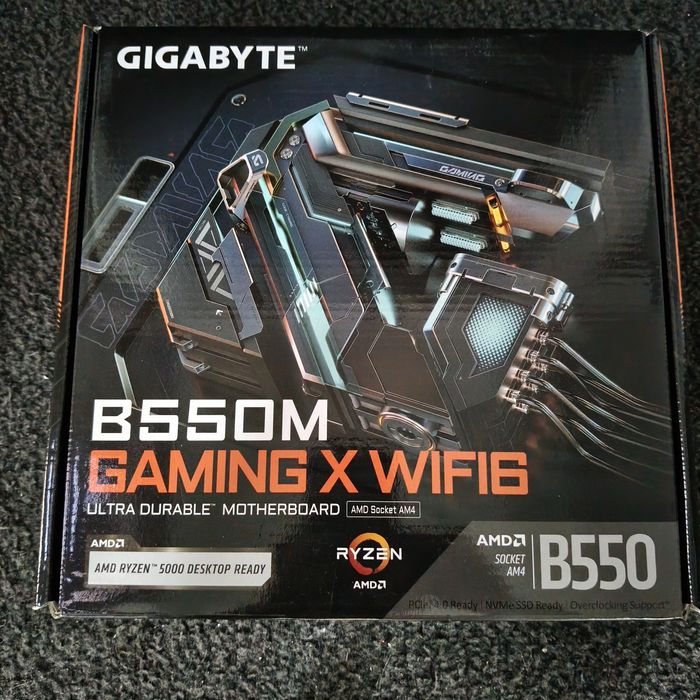 Placa de baza b550m am4 wifi noua sigilata