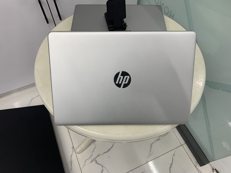 Noutbuk HP Laptop