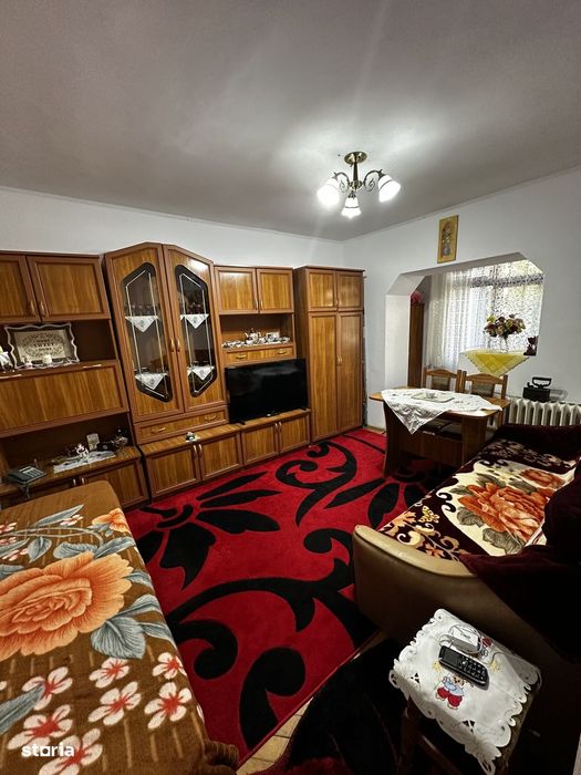 Garsoniera renovată, mobilată și utilată complet - spre inchiriere