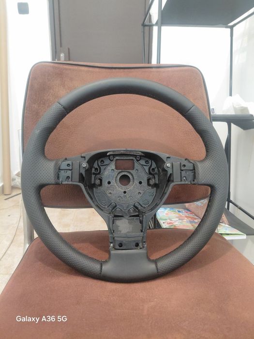 Тапициране на волани