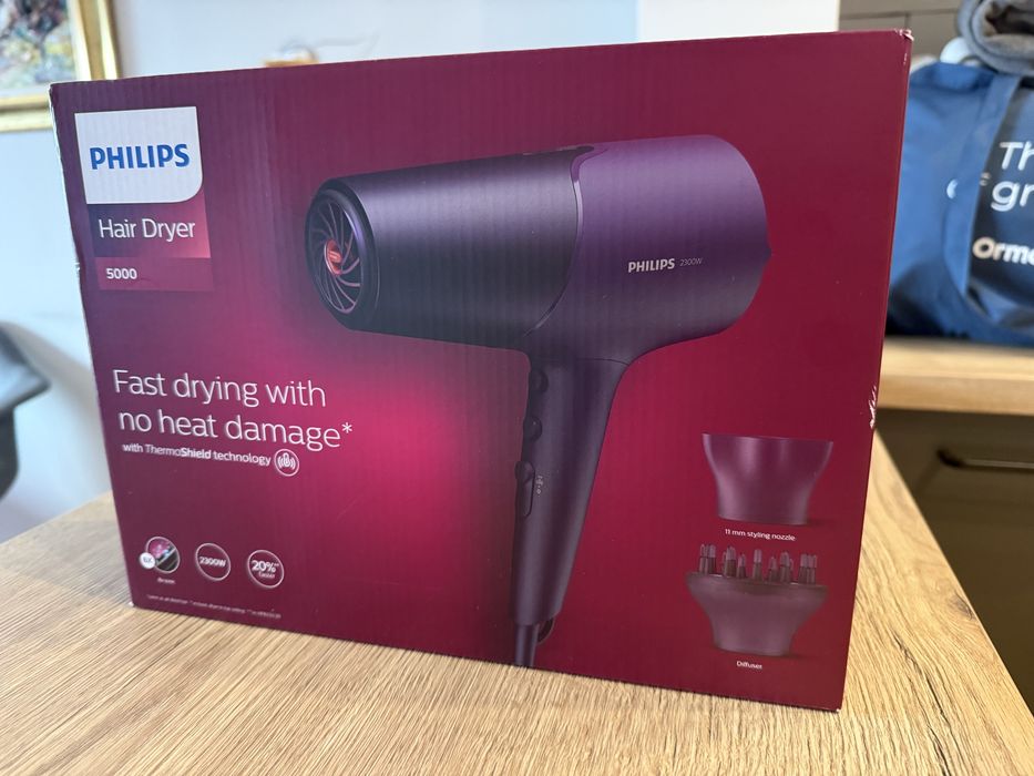 Нов сешоар Philips 5000