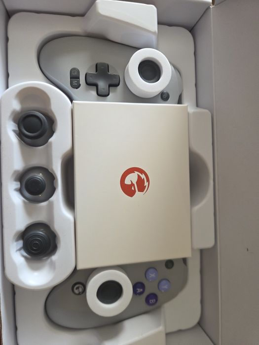 Гейминг контролер GameSir G8 Galileo, USB-C, с поставка за телефон GameSir