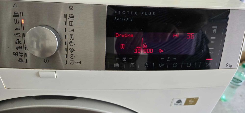 Сушилна машина AEG Lavatherm T96699IH