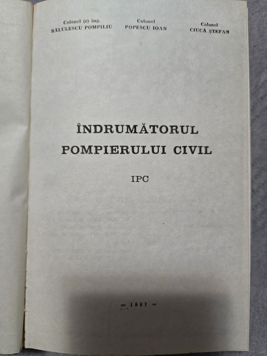 Vand indrumatorul pompierului civil editia 1987