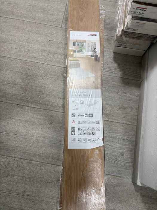 Parchet laminat 8 mm 10 pachete