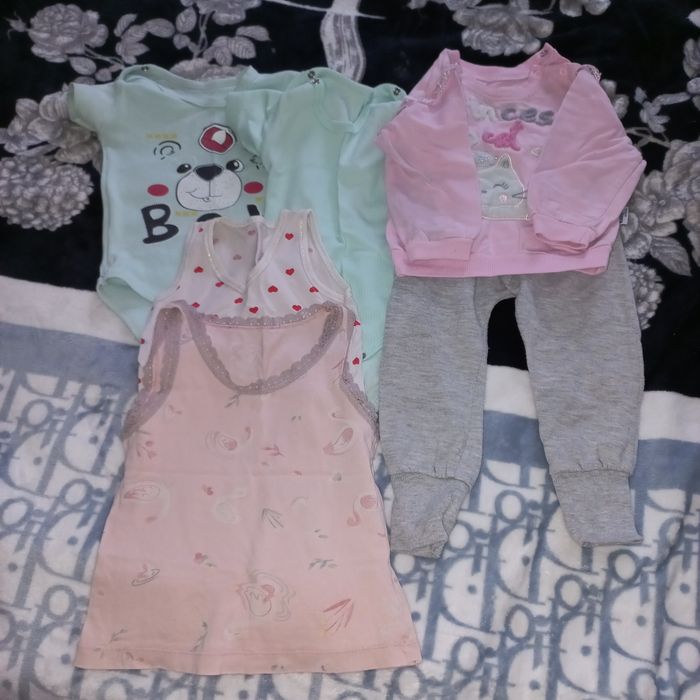 Продам детские вещи