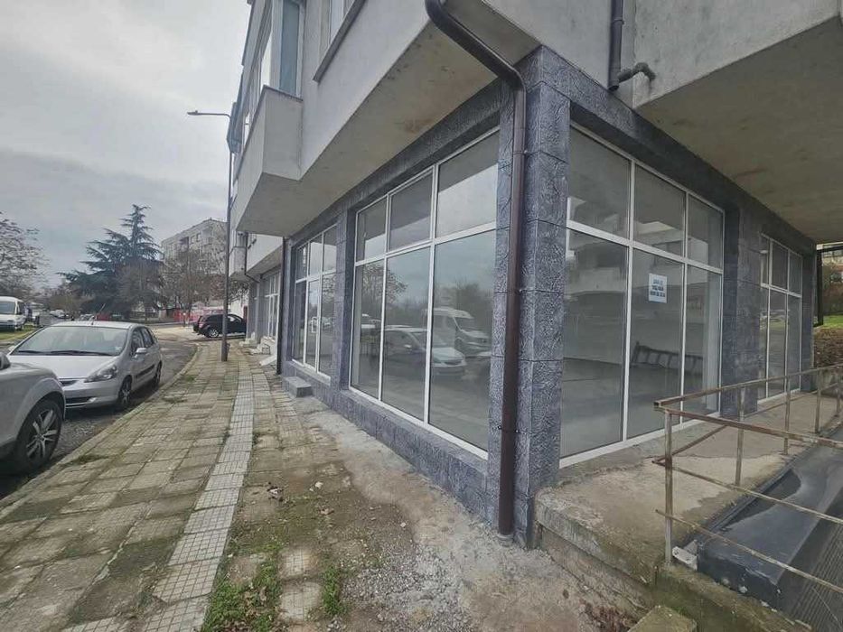 Дава под наем Магазин