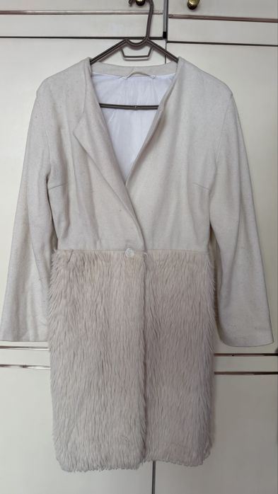 Палта на символични цени!