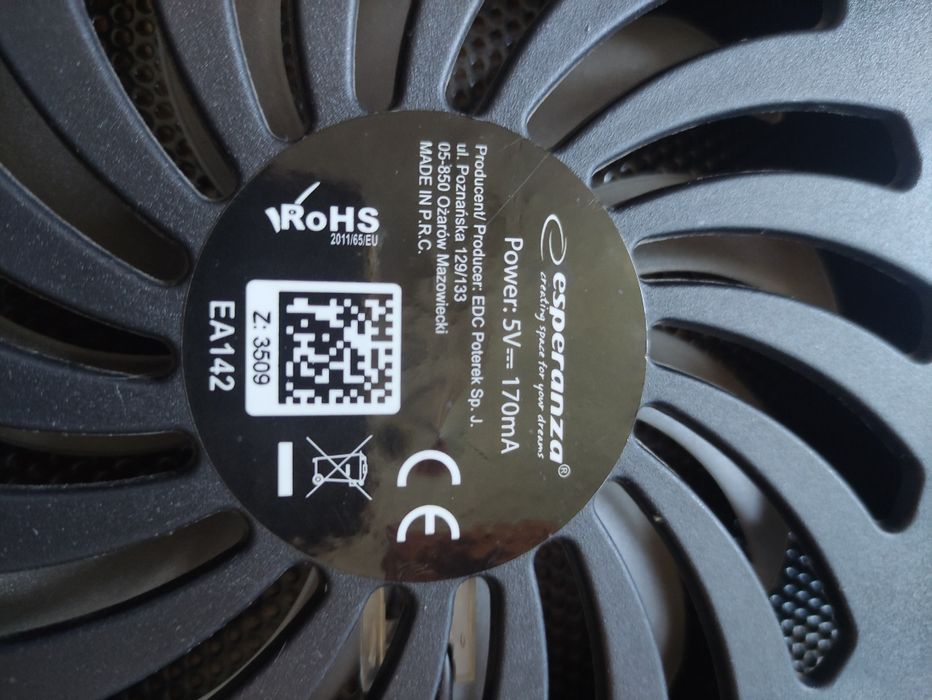 Подставка охлаждающая под ноутбук и телефон