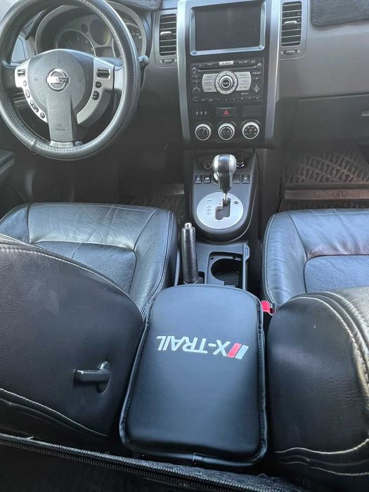 Продавам Nissan X-Trail II Проблем в двигателя, модел M9R – (не пали)