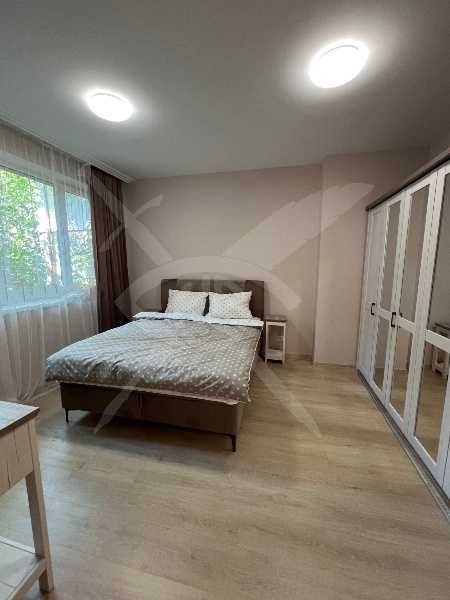 Продава се Четиристаен апартамент в София, Хладилника - 130 кв.м за 1766 €/кв.м - Снимка #7