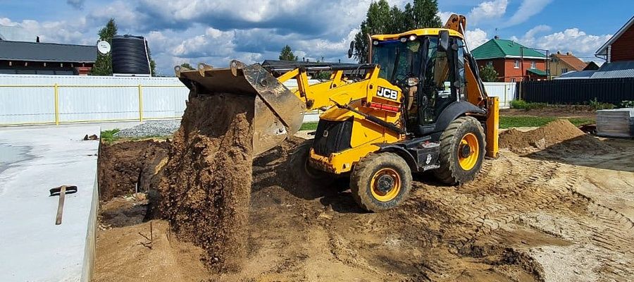 Аренда экскаватора-погрузчика