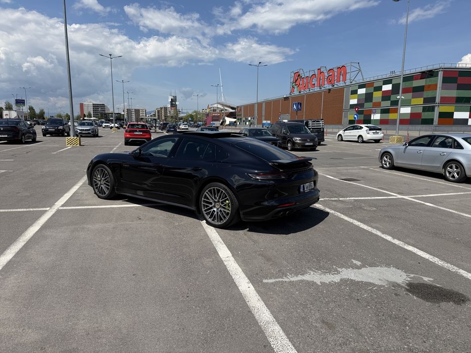 PORSCHE Panamera 2021 — imagine 2