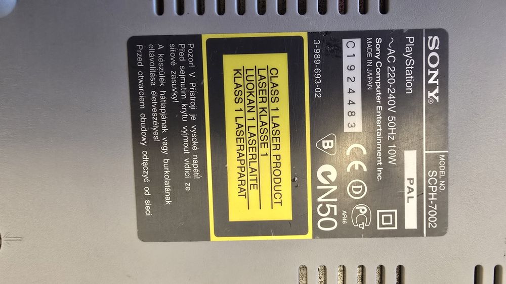 Playstation 1 modata cu chip si jocuri