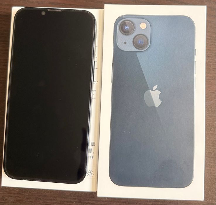 Telefon mobil iPhone 13