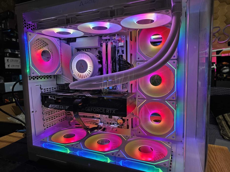 PC Ryzen 7 9800x3D, 32Gb, SSD 1Tb, RTX 5070
