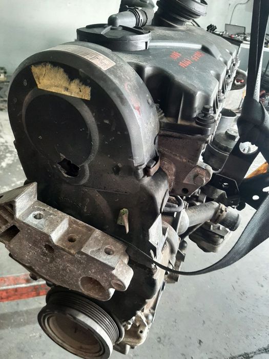motor bru 1.9 tdi  vw golf 5