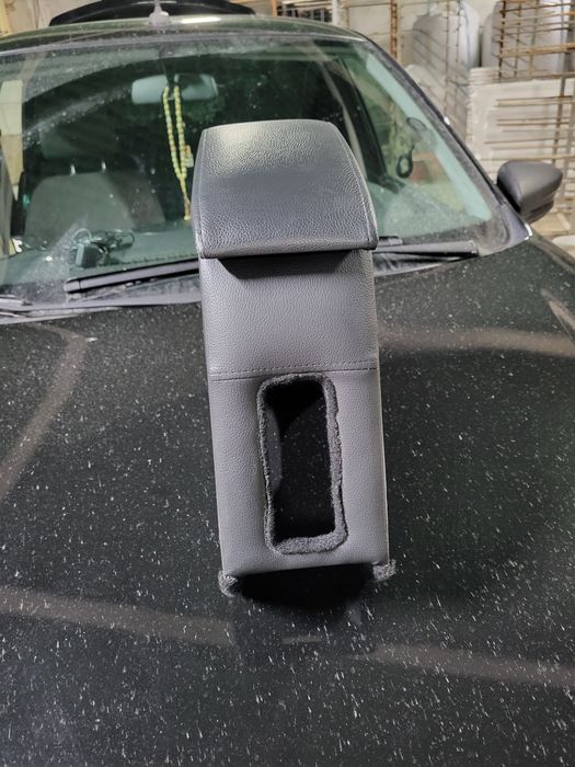 Подлокотник лада гранта фл