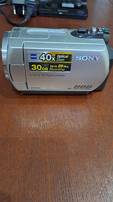 Продам видеокамеру HD...Sony оригинал