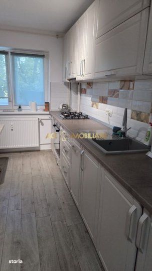 2 Camere de inchiriat | Politehnica | Metrou | Loc de parcare
