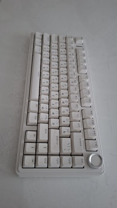 Aula F75 (клавиатура)
