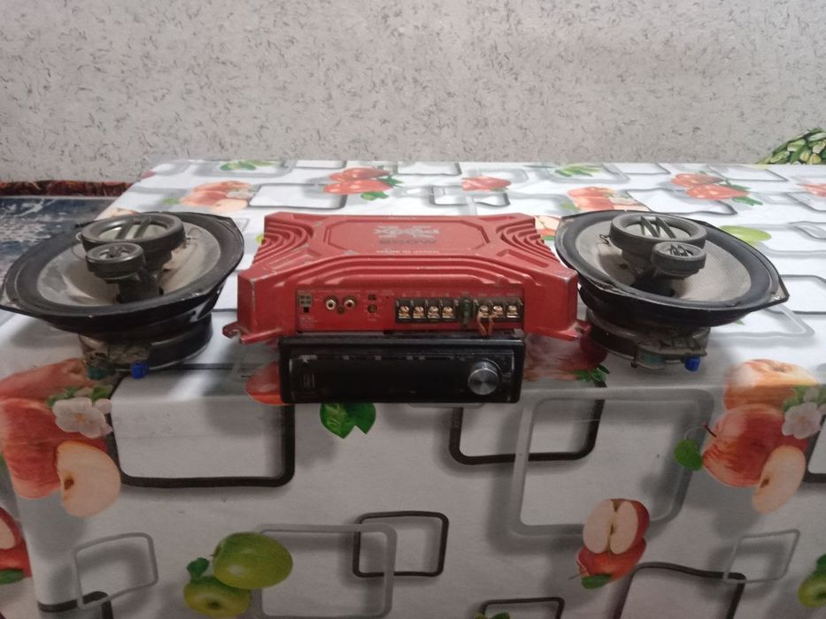 Kalonka kenwod orginal pianer magnitafon orginal usilitel orginal