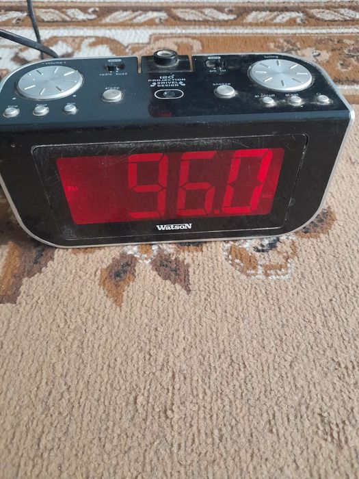 Radio cu ceas ! !