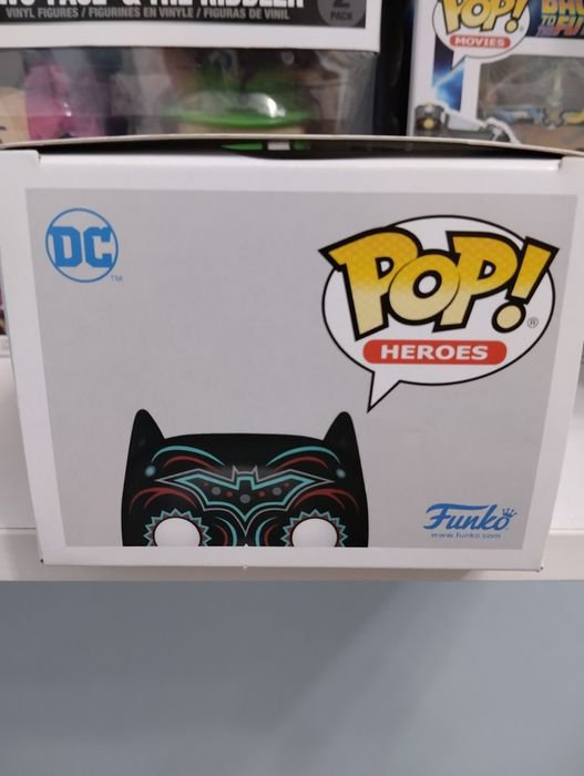 Продам Funko Pop Batman 409